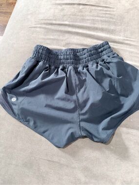 lululemon athletica Black Women's Athletic Running Shorts, 2.5 inch inseam